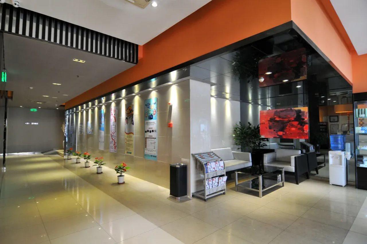 Hanting Express Qingdao South Chongqing Road Exteriör bild